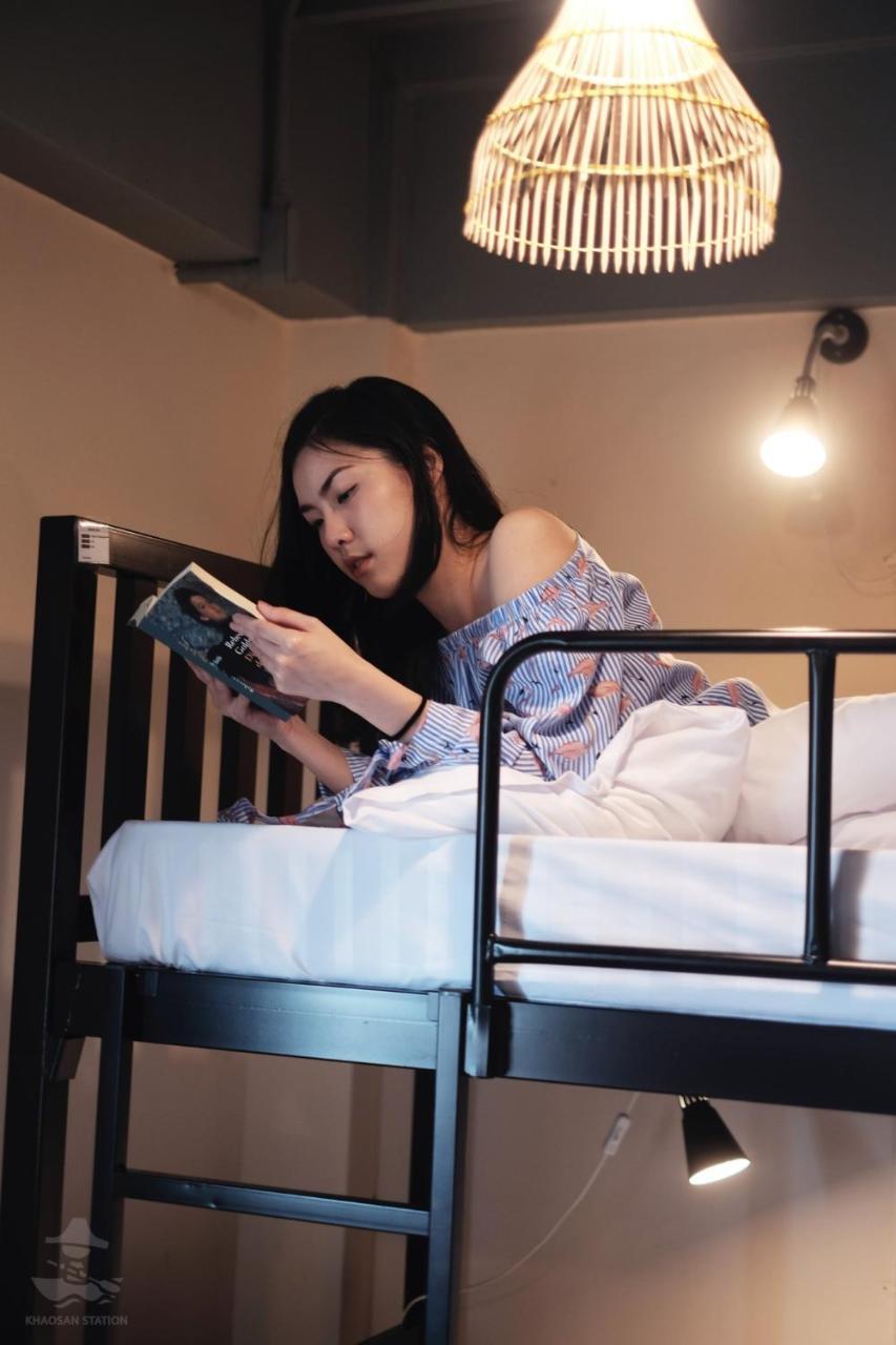Khaosan Station (Adults Only) Hostel Банкок Екстериор снимка