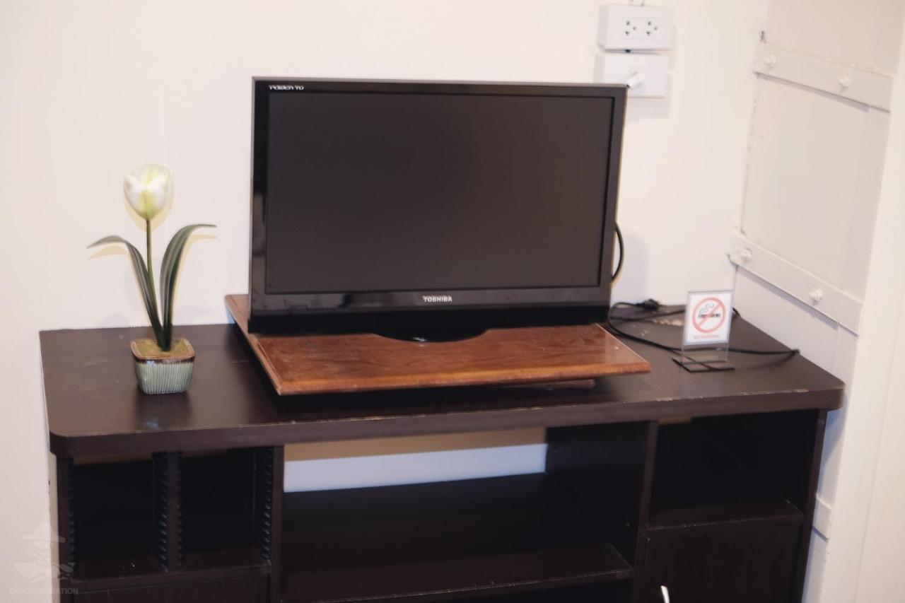 Khaosan Station (Adults Only) Hostel Банкок Екстериор снимка