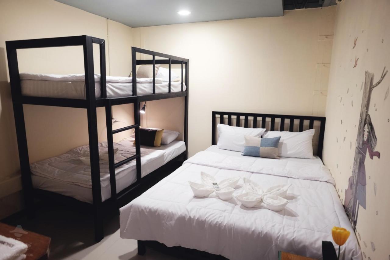 Khaosan Station (Adults Only) Hostel Банкок Екстериор снимка